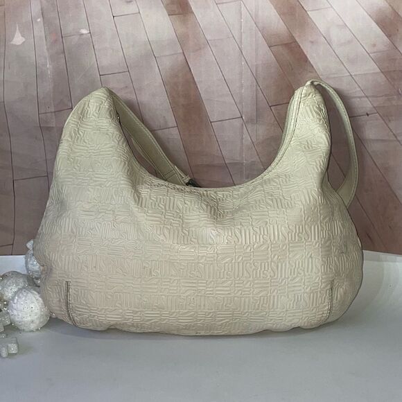 Stone Mountain Embossed Signature Leather Shoulder Bag Beige Large - Picture 3 of 8